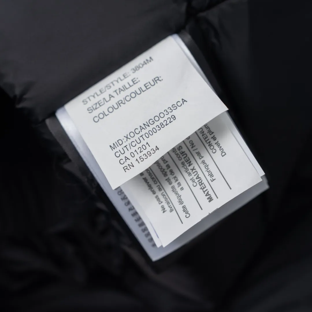 P660 CANADA GOOSE丨Canada Goose C08 children's clothing, children's hooded down jacket Color: Black Size: 110-160